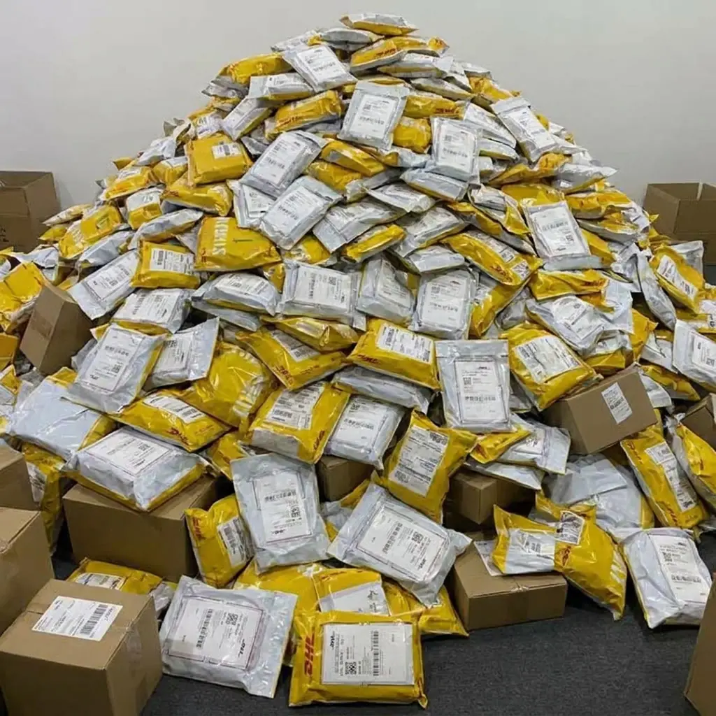 Longgokan parcel pesanan H3S sedia dihantar